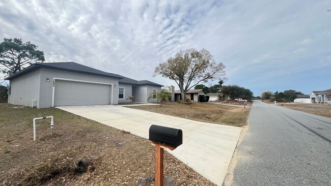 Building Photo - Gorgeous 3 Bedroom, 2 Bathroom Home in Palm Bay!!