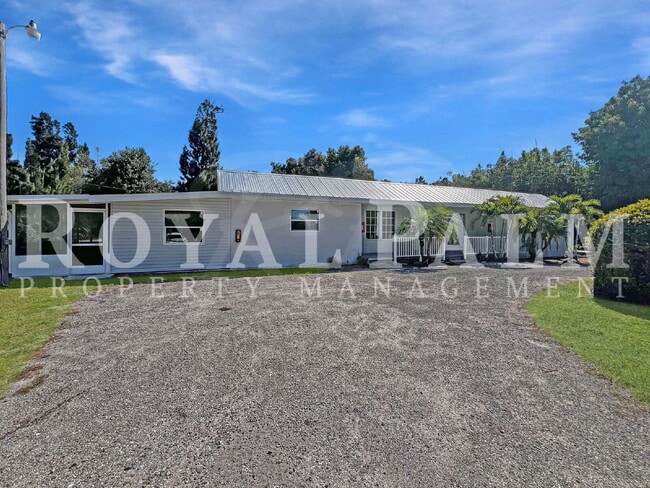 Foto del edificio - Coastal Comfort Meets Everyday Living – 1BR Home in Bokeelia – Sweet Lease Special – ONE MONTH FR...