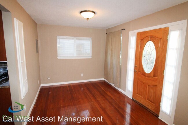 Building Photo - 2 br, 1 bath House - 1052 Ramona Avenue