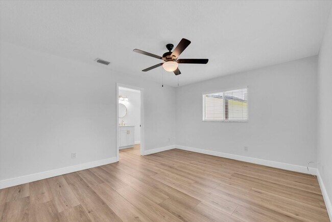 Foto del edificio - 1611 3rd Ave W
