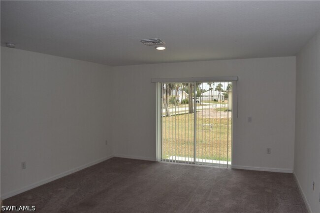 Foto del edificio - 3503 Samoa Ave