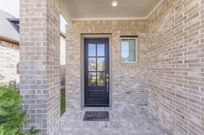 Foto del edificio - 2123 Rosewood Pnes Ln