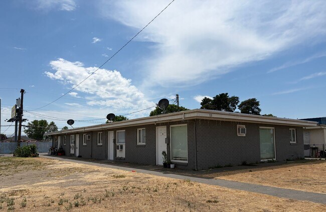 Foto del edificio - 928 W Ruby St