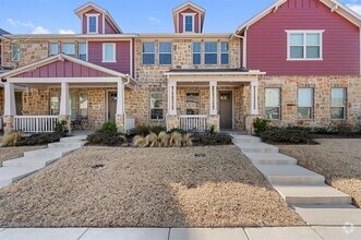 Building Photo - 2650 Settlers Pl