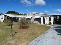 Primary Photo - 742 Lark Dr
