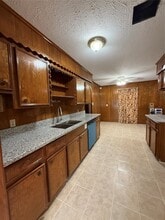 Building Photo - 7325 Ley Rd