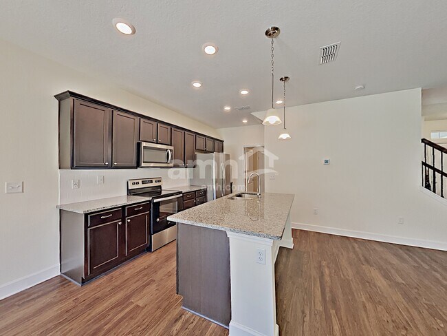 Foto del edificio - 8559 Highfield Ave