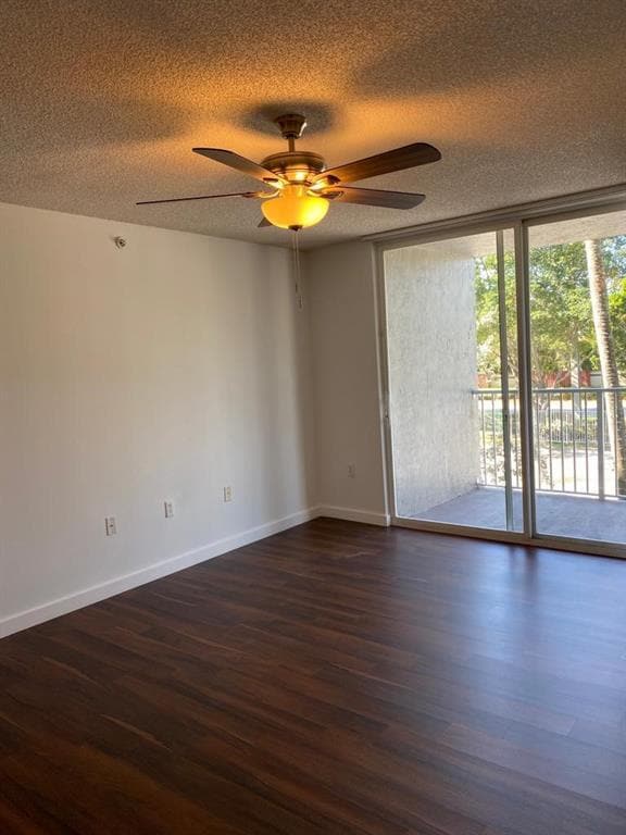 Building Photo - 631 SW 111th Ln