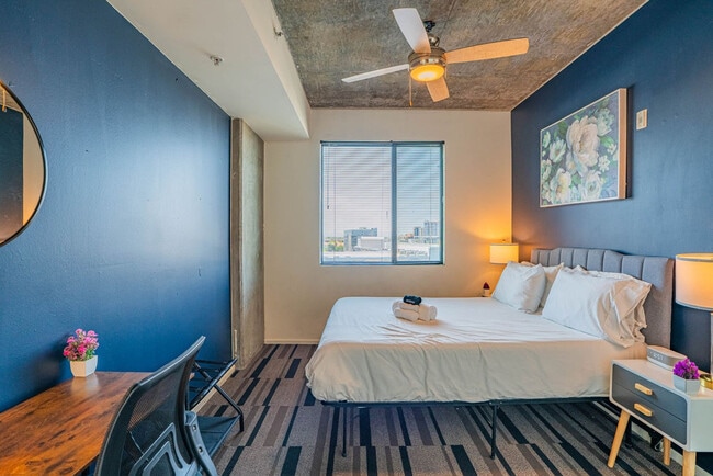 Foto del edificio - 913 N 3rd St