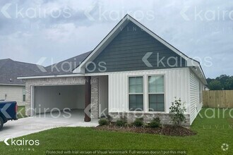Building Photo - 100 Rainfall Ln