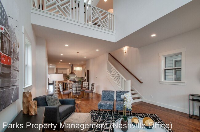 Building Photo - 3 br, 2.5 bath House - 513B Weakley Ave