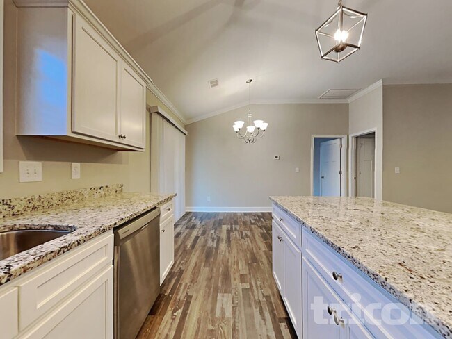Building Photo - 228 Hallmark Cir