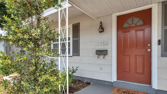 Building Photo - Charming 2-Bed/1-Bath Home in North St. Pe...