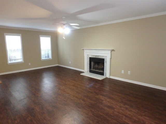Building Photo - 1554 Middle Ridge Drive