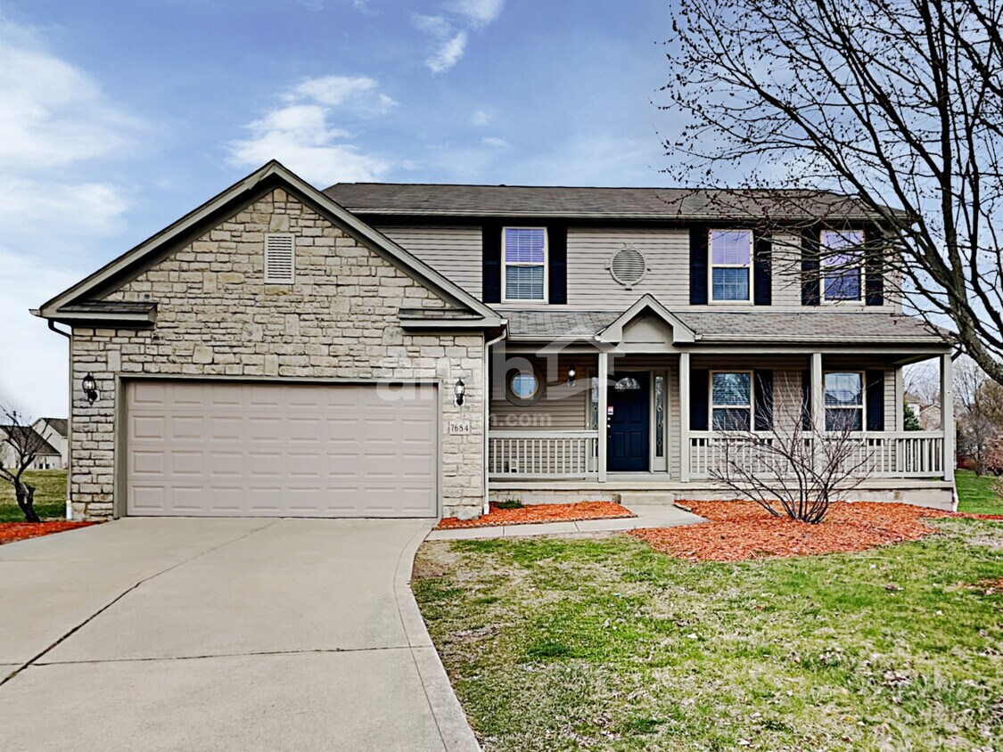 Foto principal - 7684 Hilliard Court