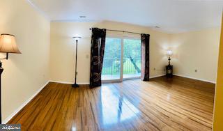 Foto del edificio - 15064 Haslemere Ct