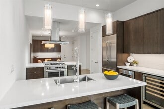 Building Photo - 316 Birdsall St