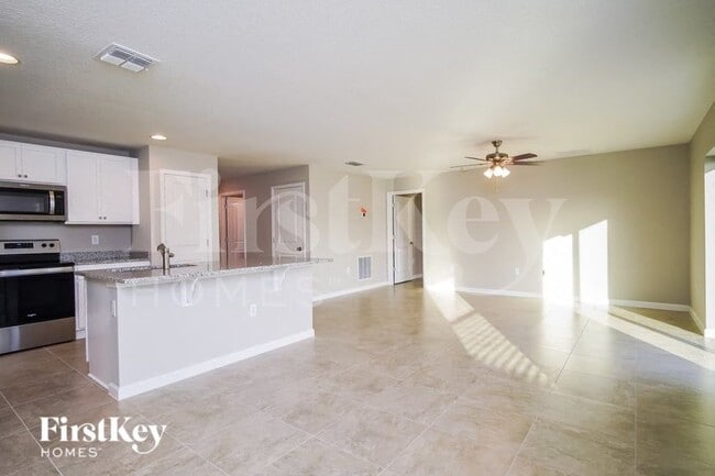 Foto del edificio - 341 S Haven Ct