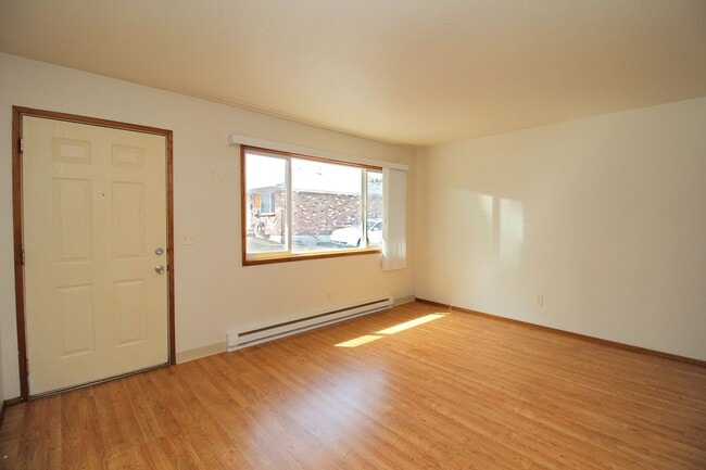 Building Photo - 7312-7334 N Lancaster Ave