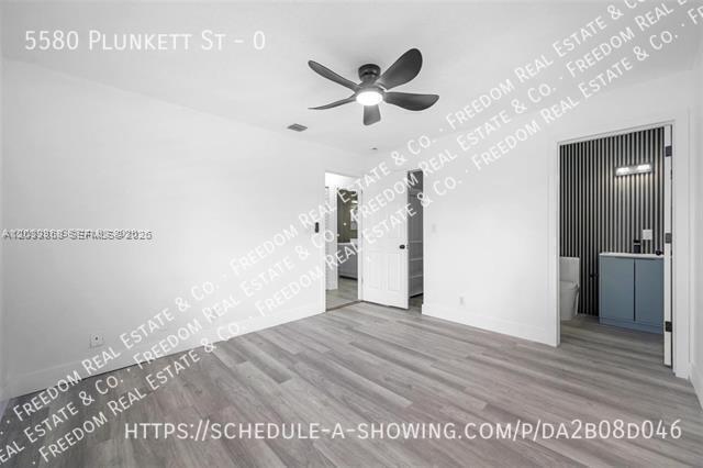 Foto del edificio - 5580 Plunkett St