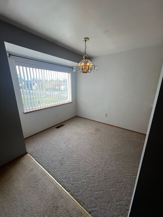 Foto del edificio - 2 Bedroom Condo in Blaine!