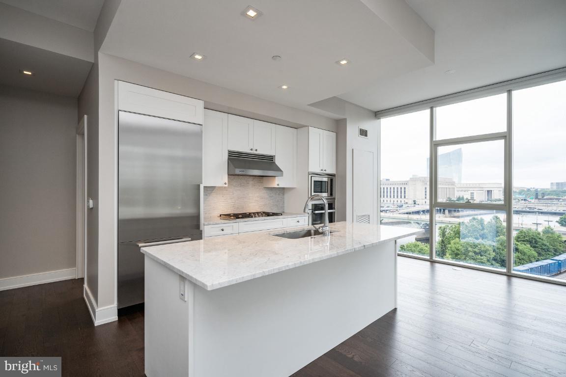 Foto principal - 210 S 25th St