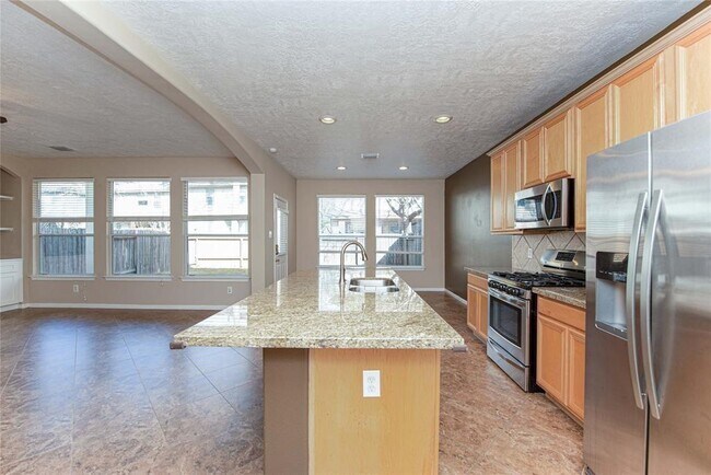 Building Photo - 143 W Burberry Cir