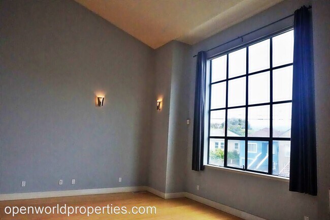 Building Photo - 3 br, 2.5 bath House - 3415 Haven Street