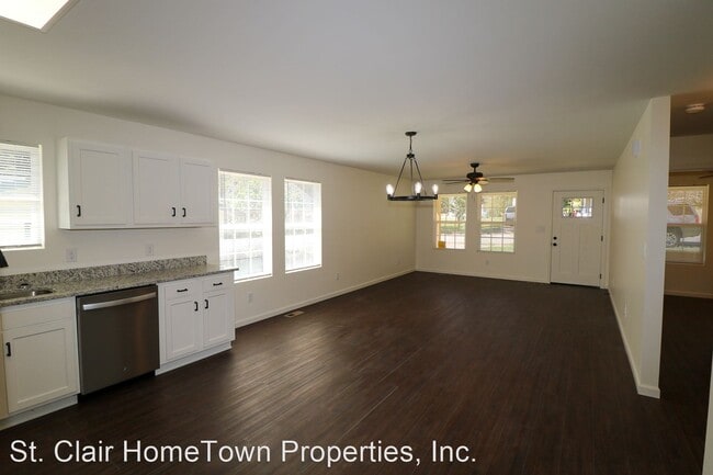 Building Photo - 3 br, 2 bath House - 3207 6th Ave N