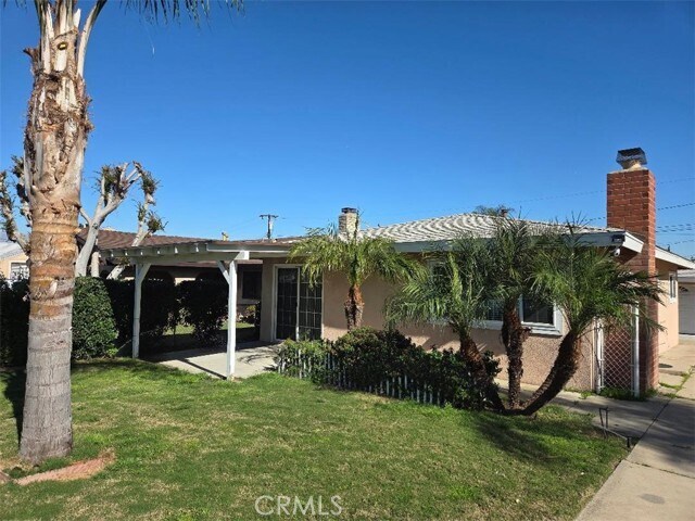 Foto del edificio - 15727 Fresno Ave