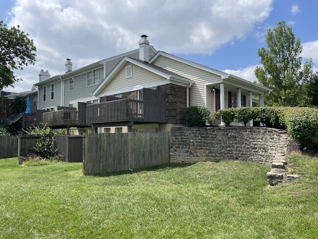 Foto del edificio - 10844 Lakehurst Ct