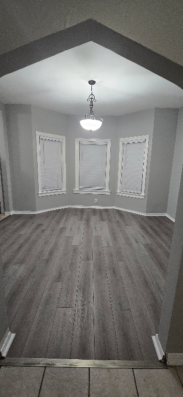 Building Photo - 10826 S Buffalo Ave