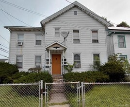 Building Photo - 96 Clinton Ave