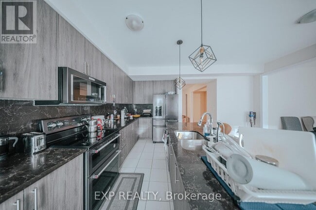 Building Photo - 212 Ronald Guscott St