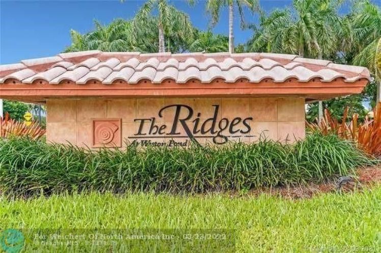 Foto principal - 4153 Pine Ridge Ln