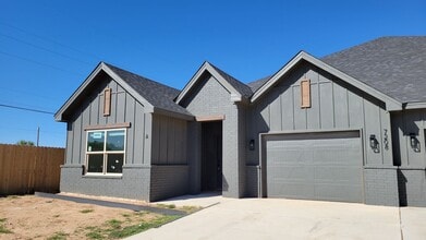 Building Photo - 7208 22nd Pl