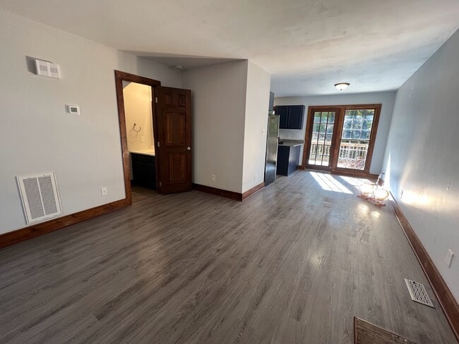 Building Photo - 4905 Coral Ridge Ct