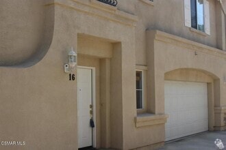 Building Photo - 5616 Etiwanda Ave