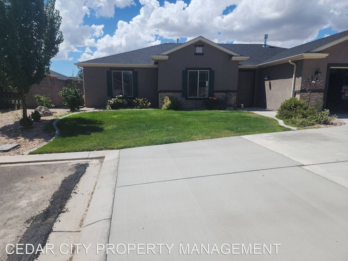 Primary Photo - 3 br, 2 bath House - 1793 N 2975 W