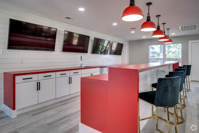 Sala con Wi-Fi - Estates at Avenstar