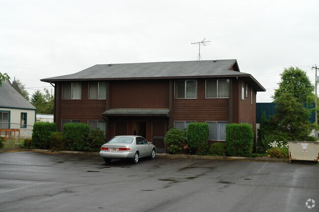 Foto del edificio - 1723-1737 Summer St NE