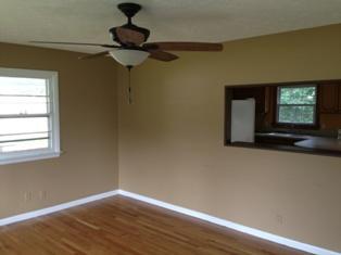 Building Photo - 151 Burgundy St