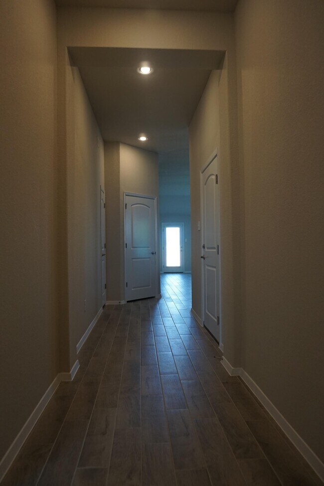 Building Photo - 155 Spiny Lizard Ln