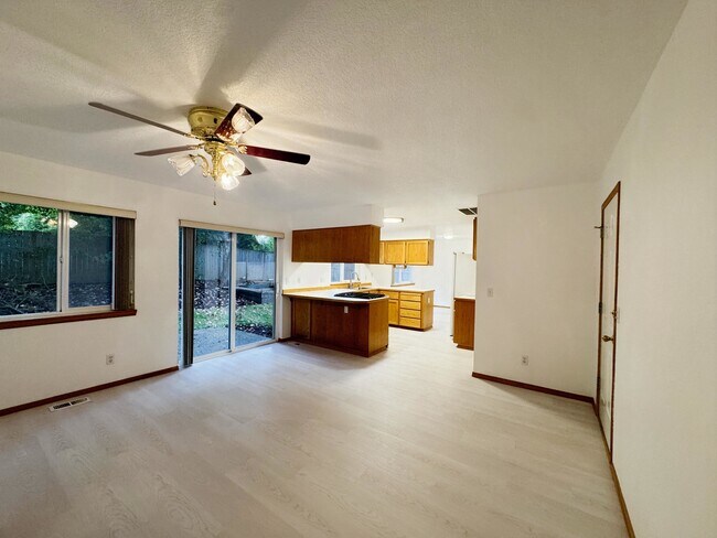 Foto del edificio - 4534 SW Pasadena St