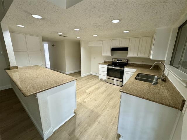 Building Photo - 4718 Crestmont Ct