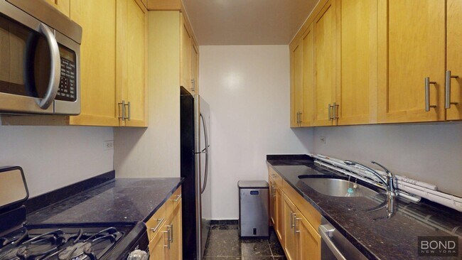Foto del edificio - 247 W 87th St