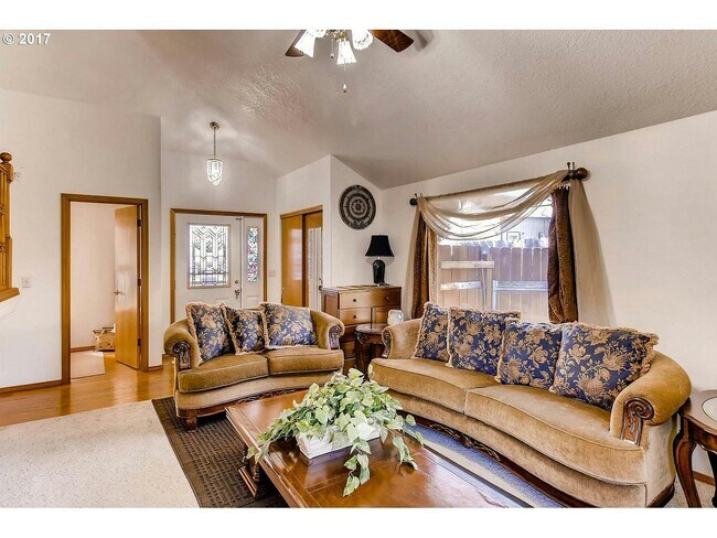 Foto del edificio - 9805 NE 41st Ave