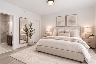 Building Photo - 43-45-45 W 32nd St