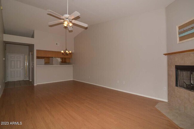 Foto del edificio - 7101 W Beardsley Rd