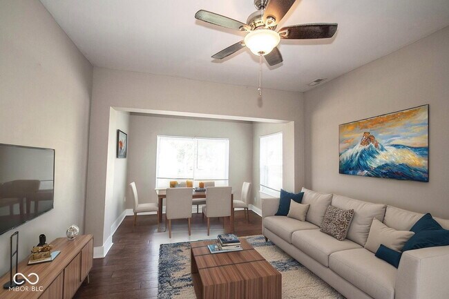 Foto del edificio - 2029 N College Ave